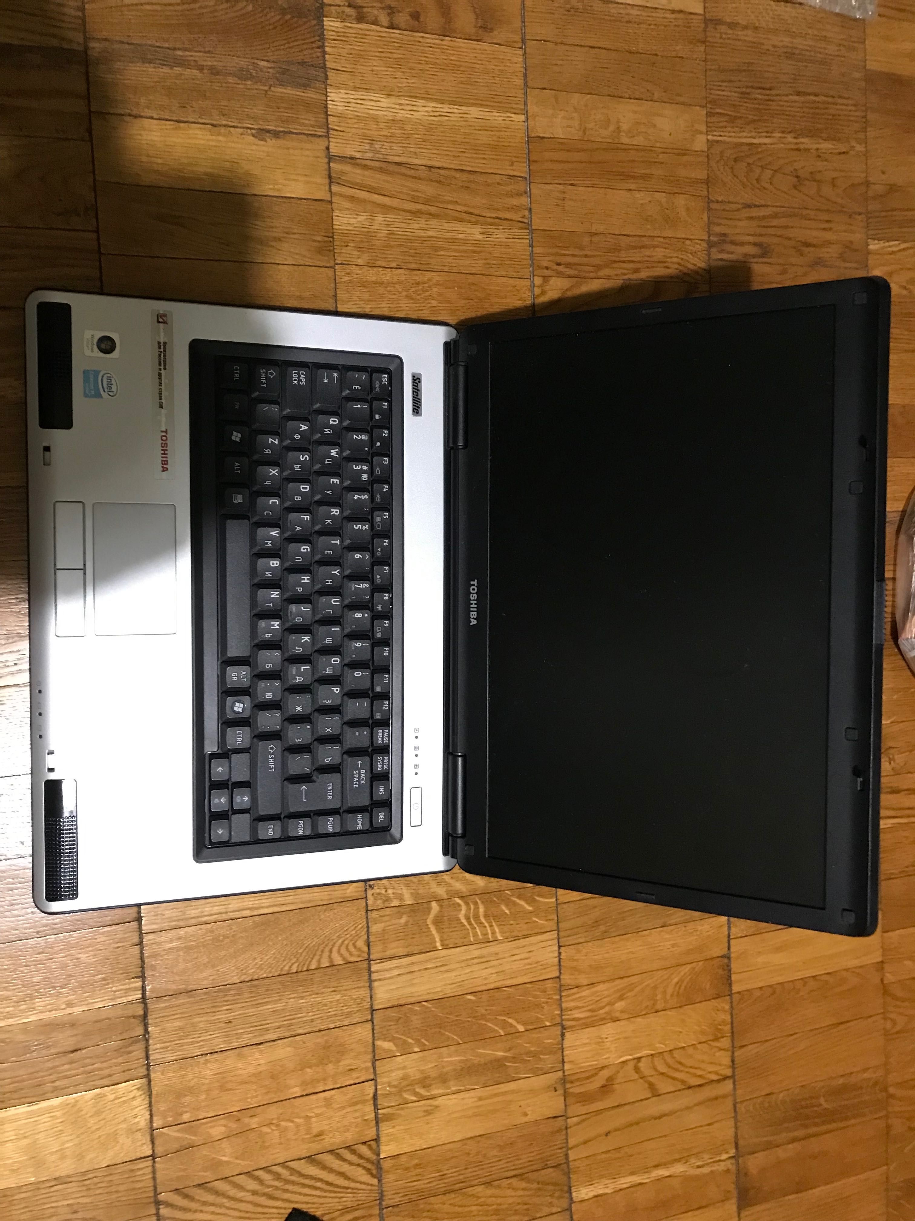 Ноутбук TOSHIBA (LapTop)