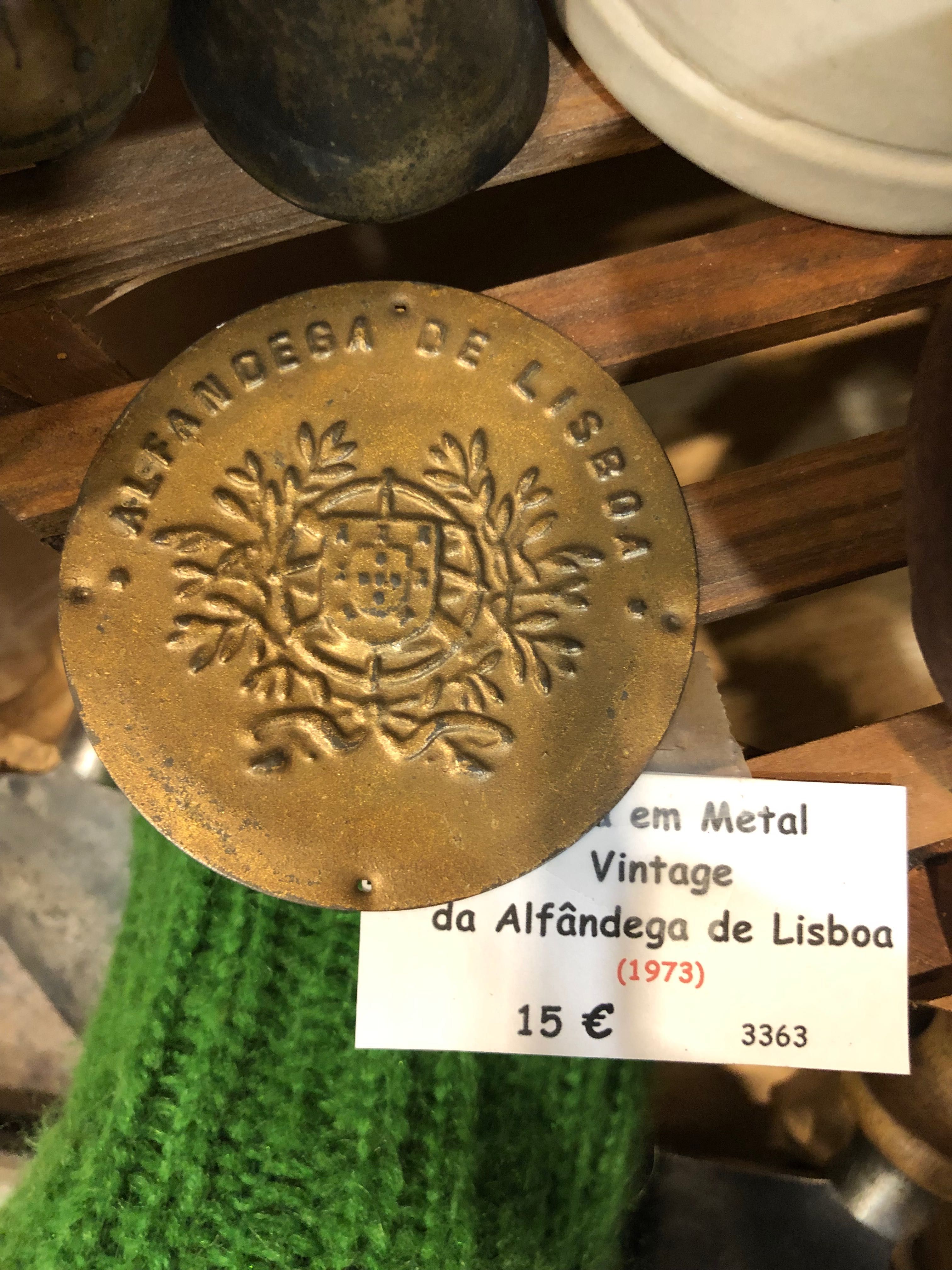 Medalha em metal vintage da alfândega