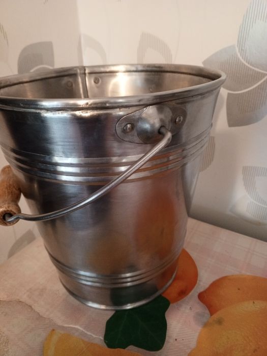 Ведро из нержавеющей стали,ручная работа 7 литров.