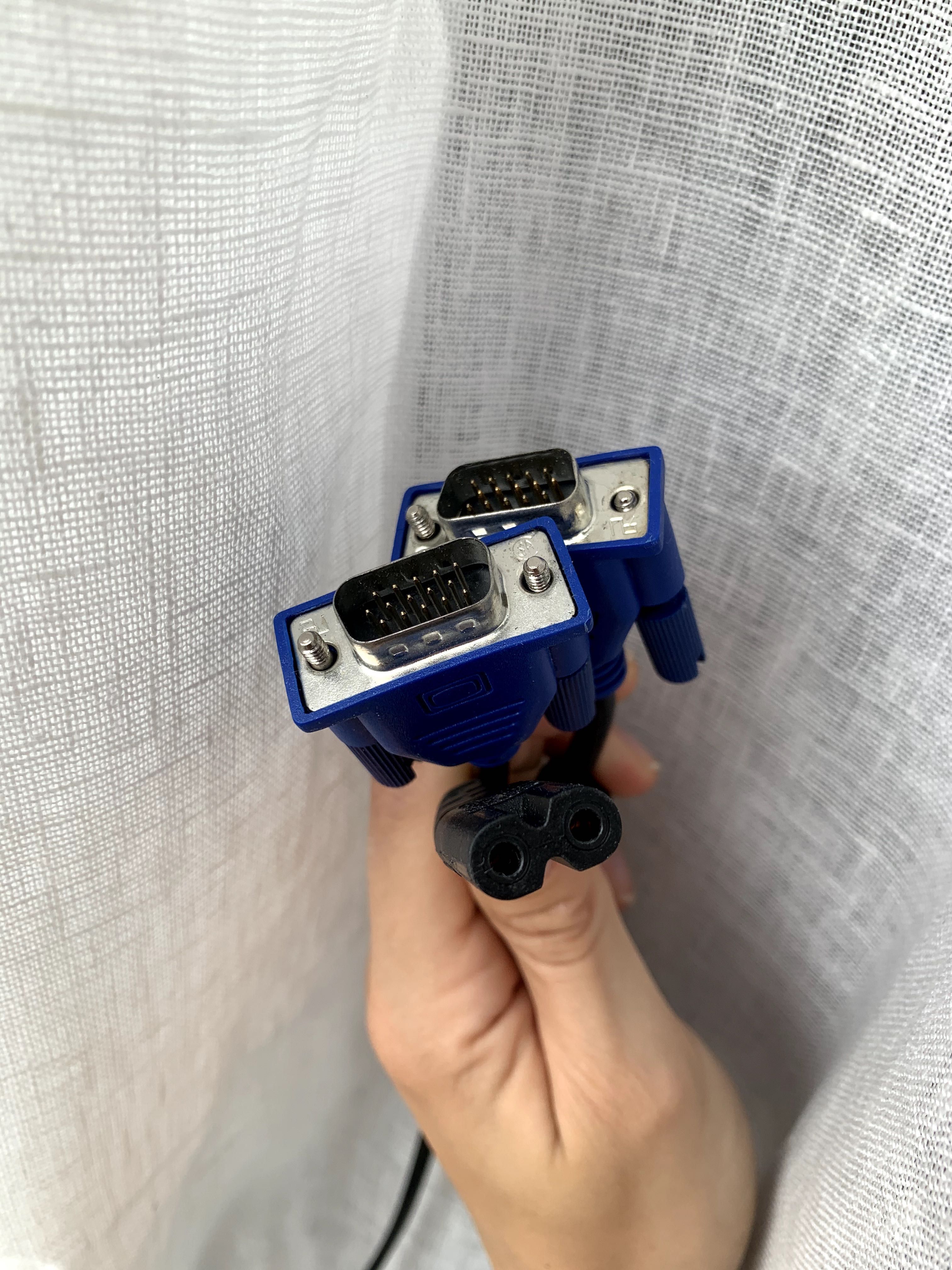 Projektor EPSON EMP-S5 + zapasowa żarówka, kabel VGA i zasilający