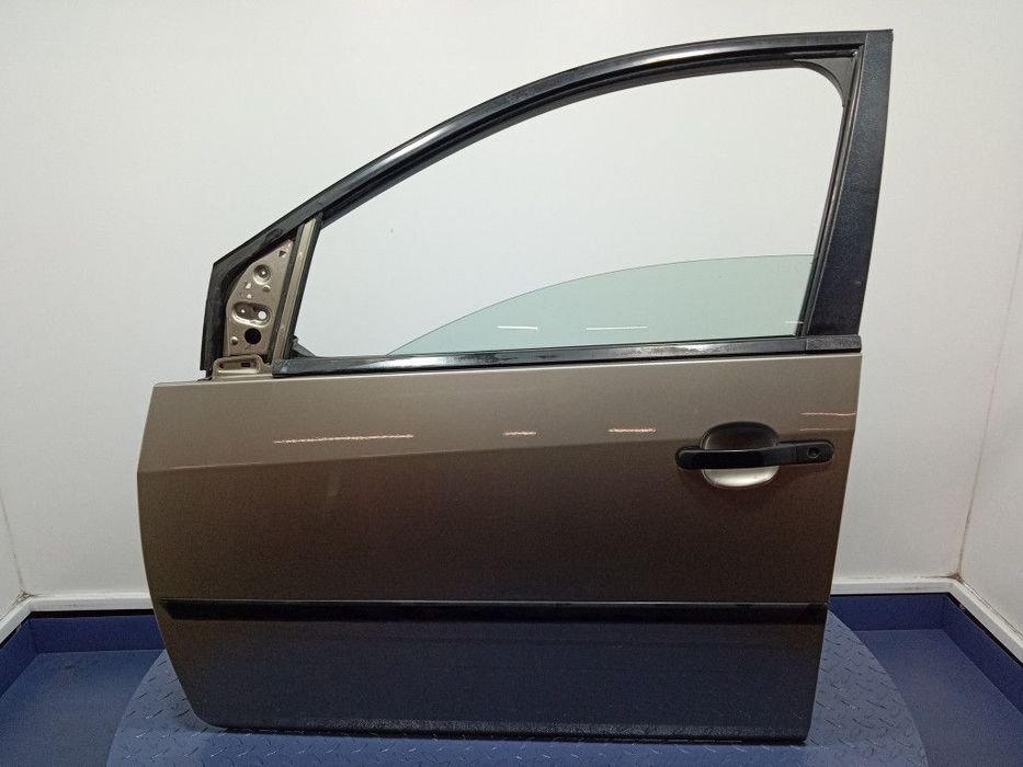 FORD FIESTA MK6 02- 5D DRZWI PRZÓD LEWE OYSTER SILVER
