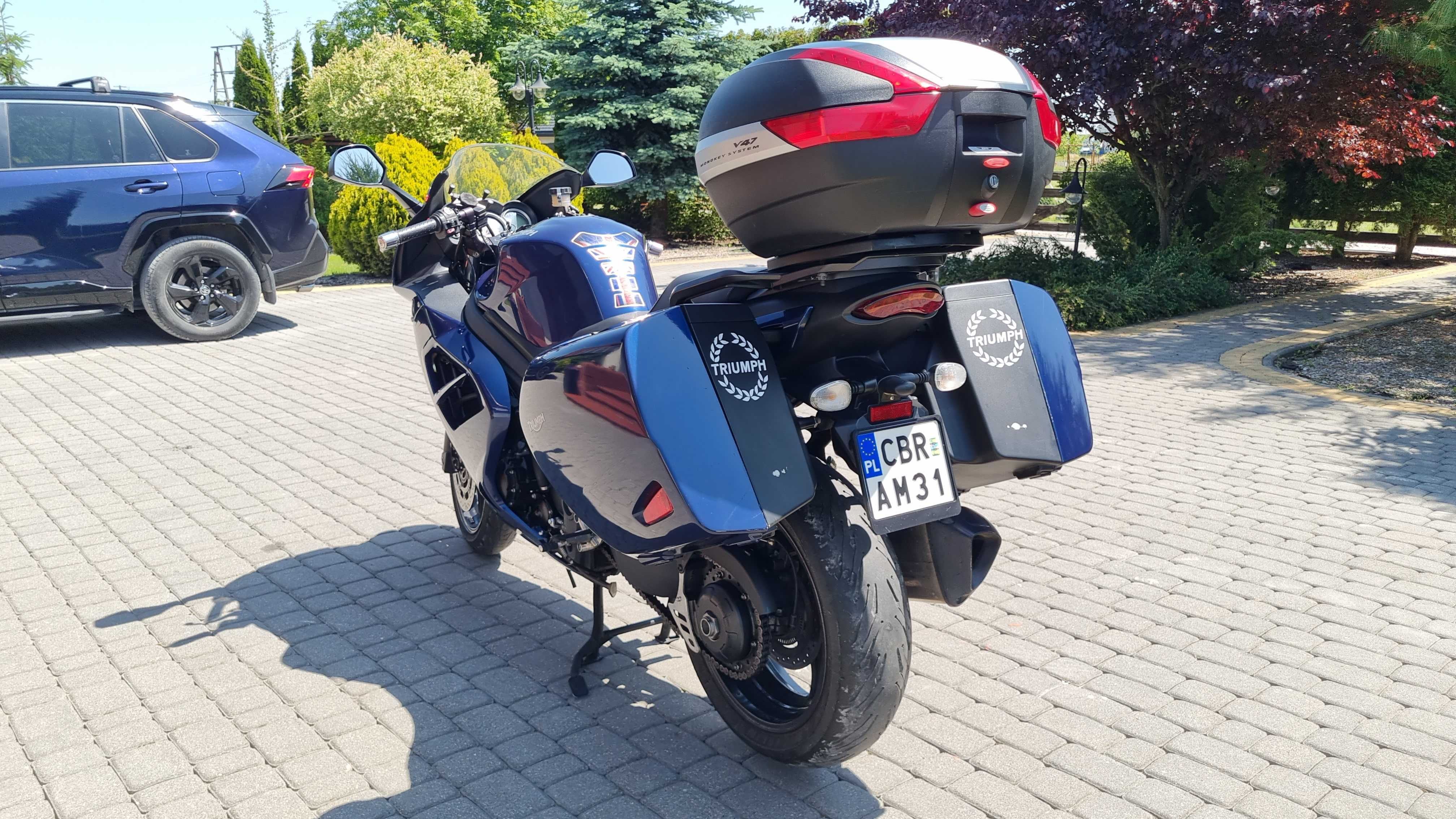 Triumph Sprint GT 1050 cm3 rok 2010 nalot 58000 km duży turysta