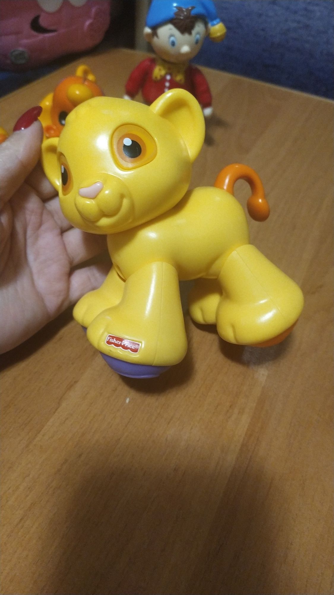 Игрушки трещётки fisher price