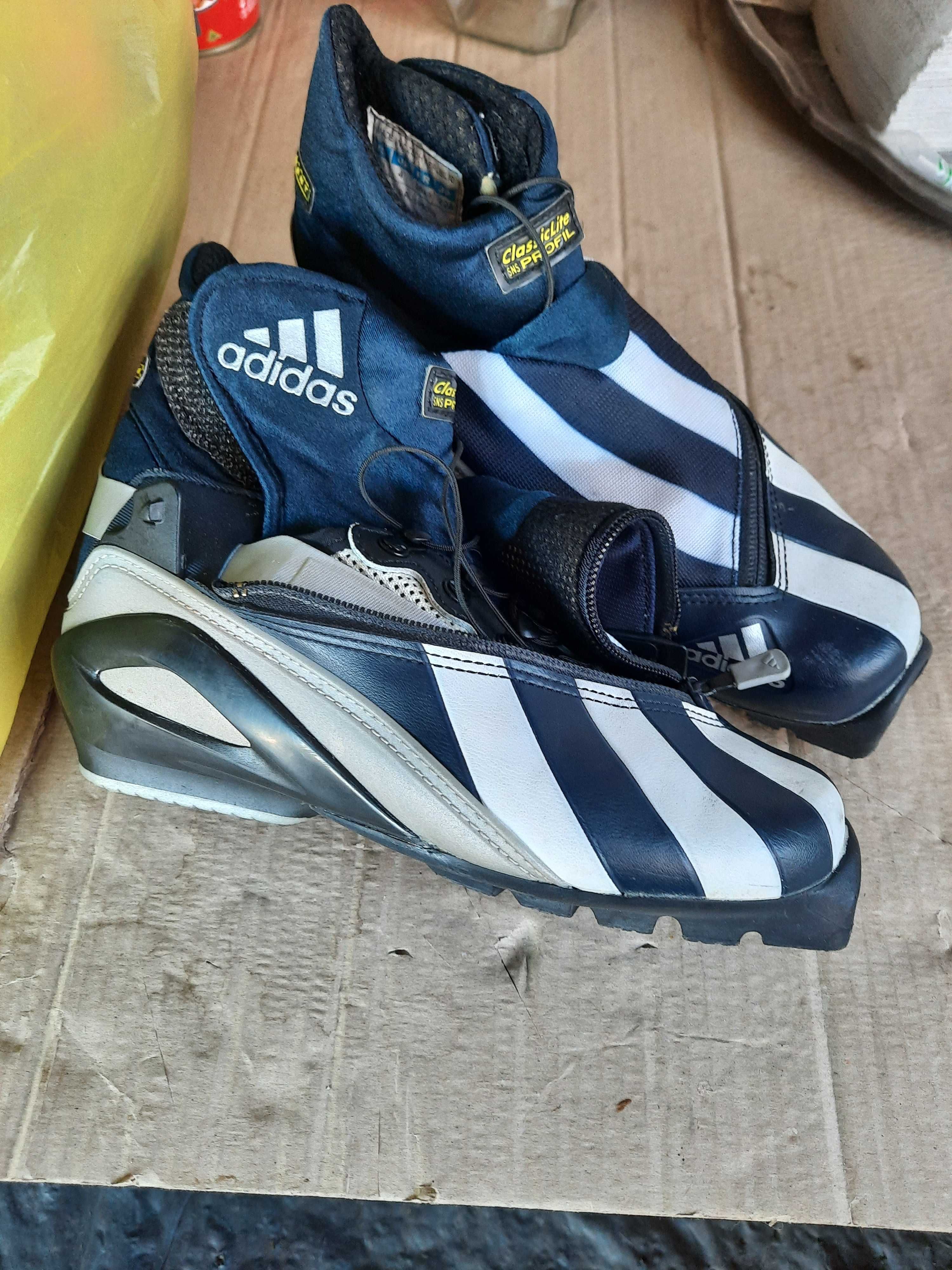 Ботинки лыжные Adidas оригинал 36 размер