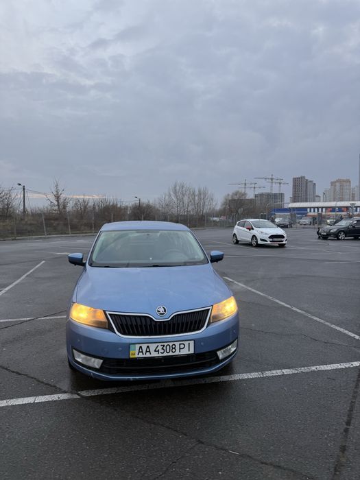 Шкода рапид автомат один хозяин с салона