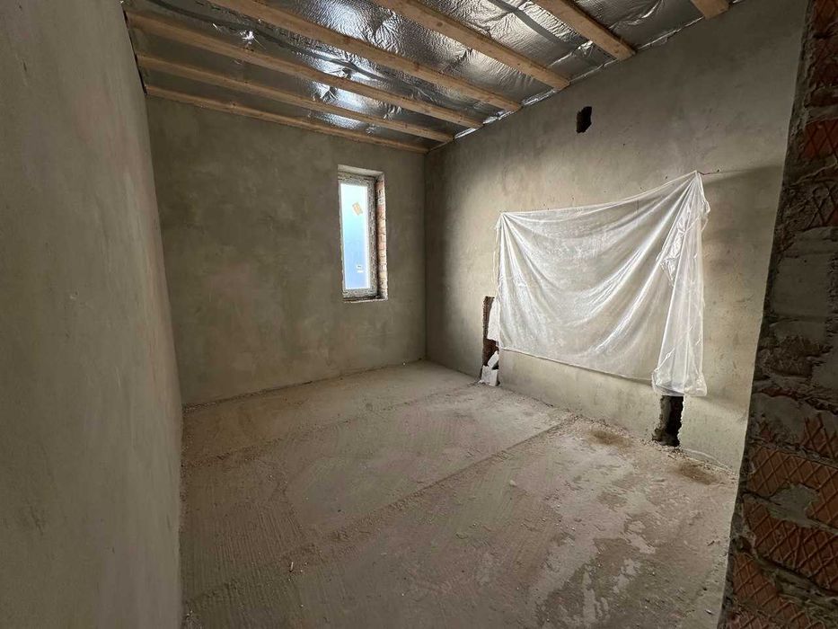 Сучасний таунхаус у престижному районі, який активно розвивається!