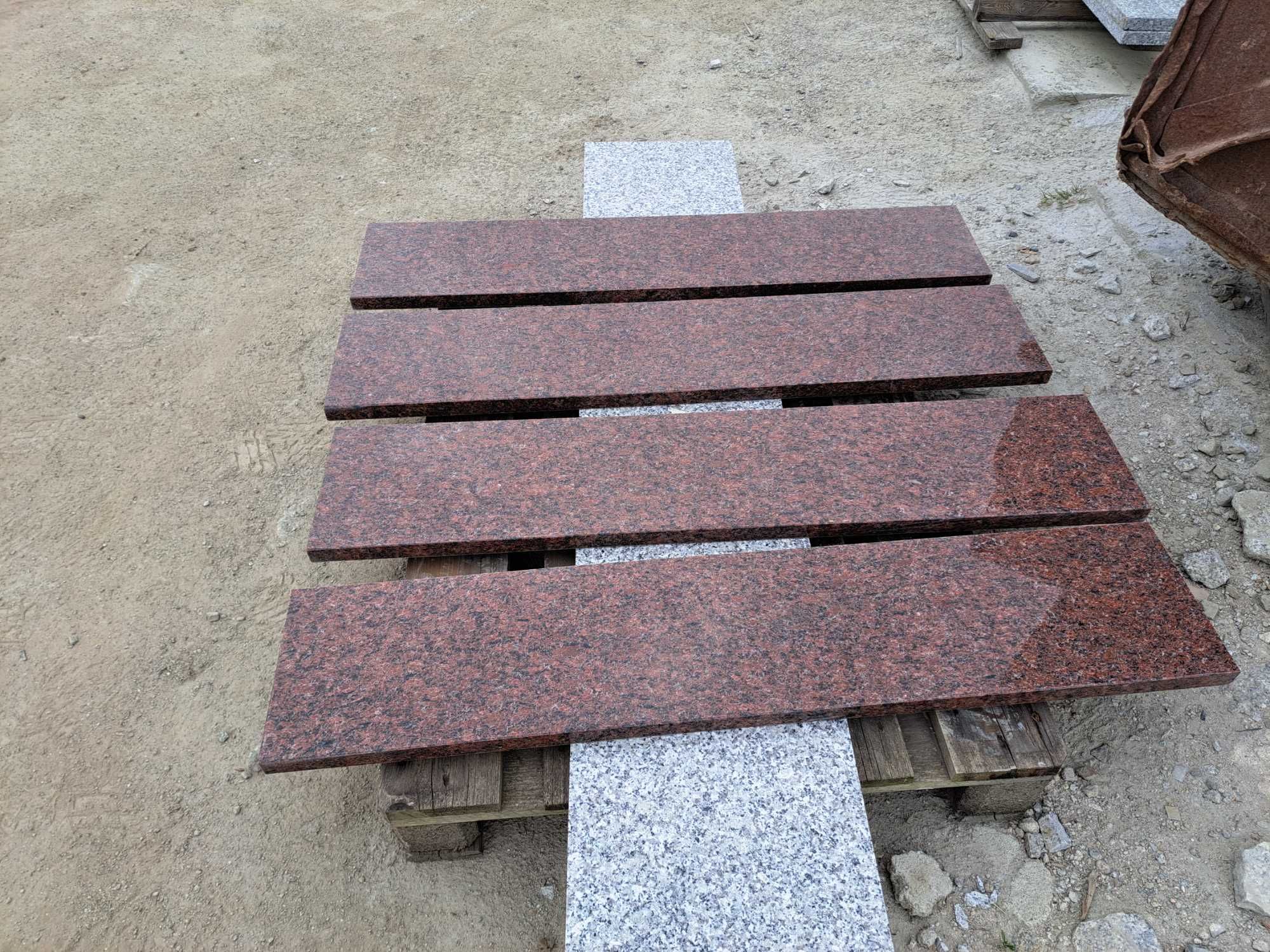 Parapety kamienne granitowe, różne kolory, parapet gr 3cm, producent