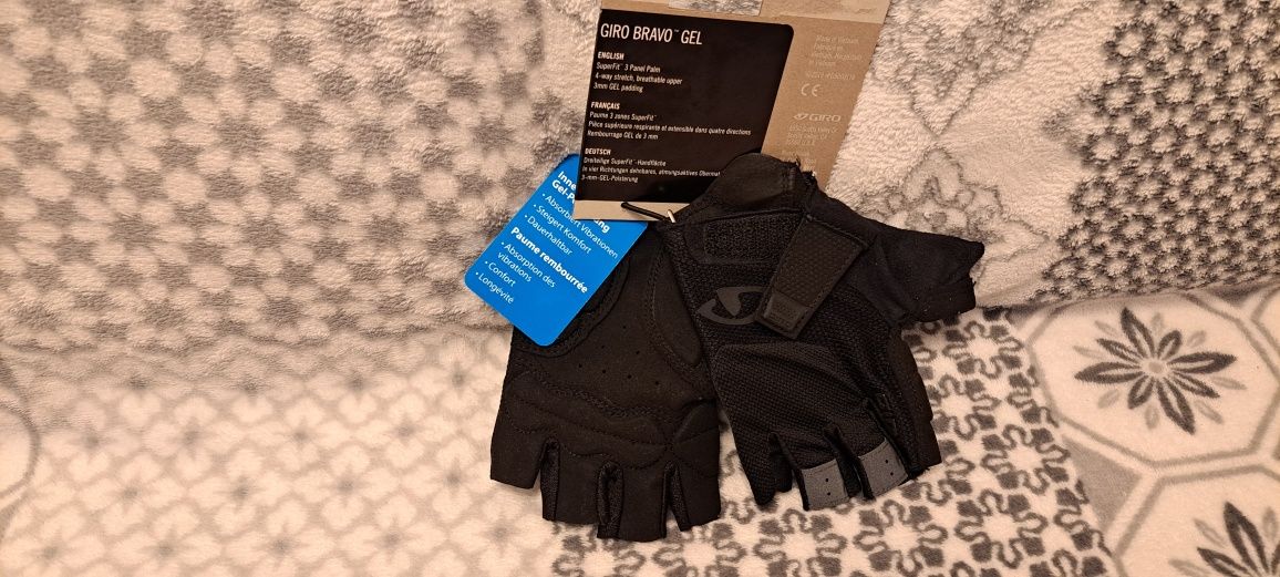 Nowe Rękawiczki Rowerowe Szosowe Giro Bravo Gel w rozmiarze M