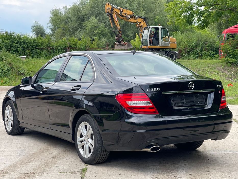 Бампер,капот,фара,телевізор Mercedes C-Class W204 C197 Авторозборка