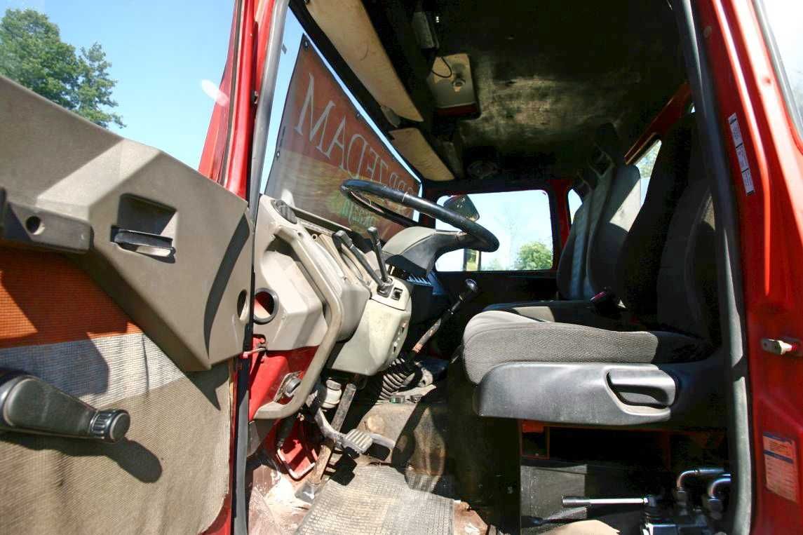 Niezawodna wywrotka specjalna z kiprem Iveco 80-130