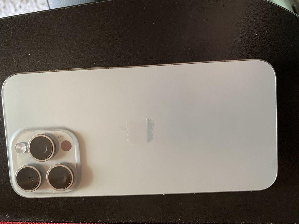 iPhone 15 Pro Max 256Gb Natural Titanium icloud