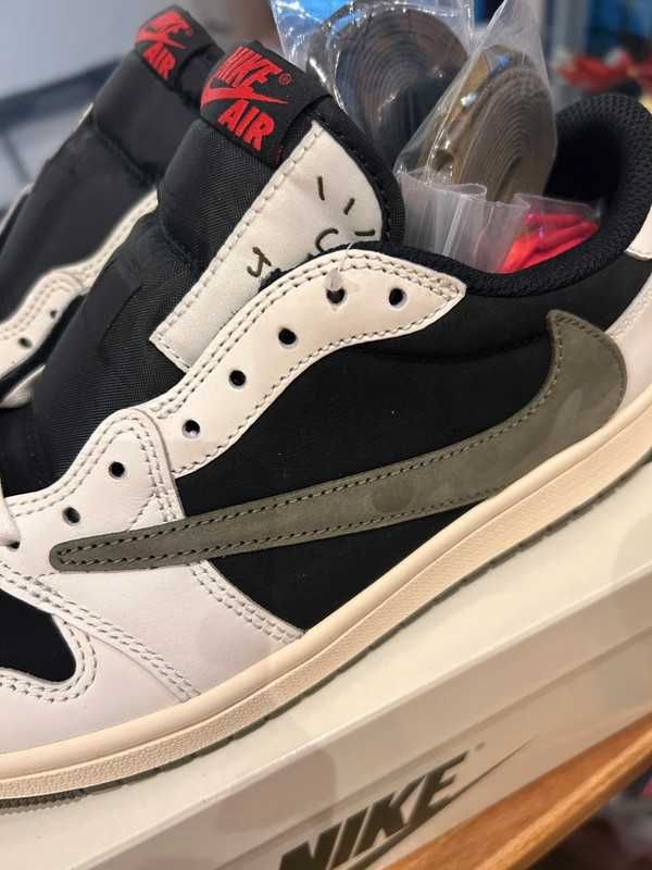 Jordan 1 Retro Low OG SP Travis Scott Olive R.40