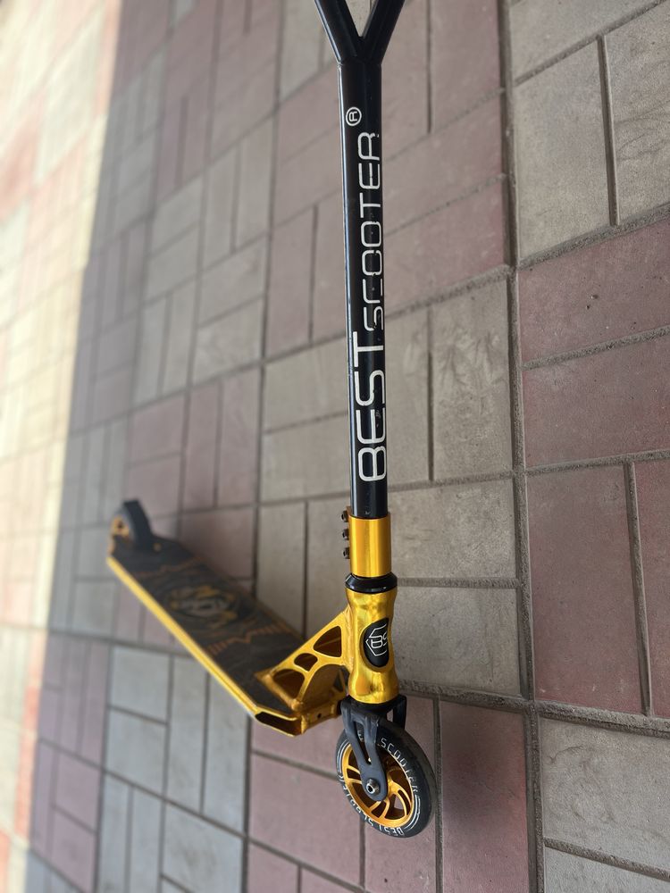 Самокат трюковий best scooter