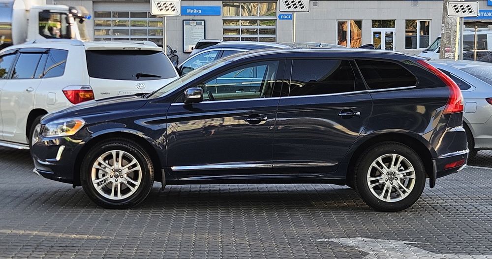 Вольво XC60 идельном состояние.