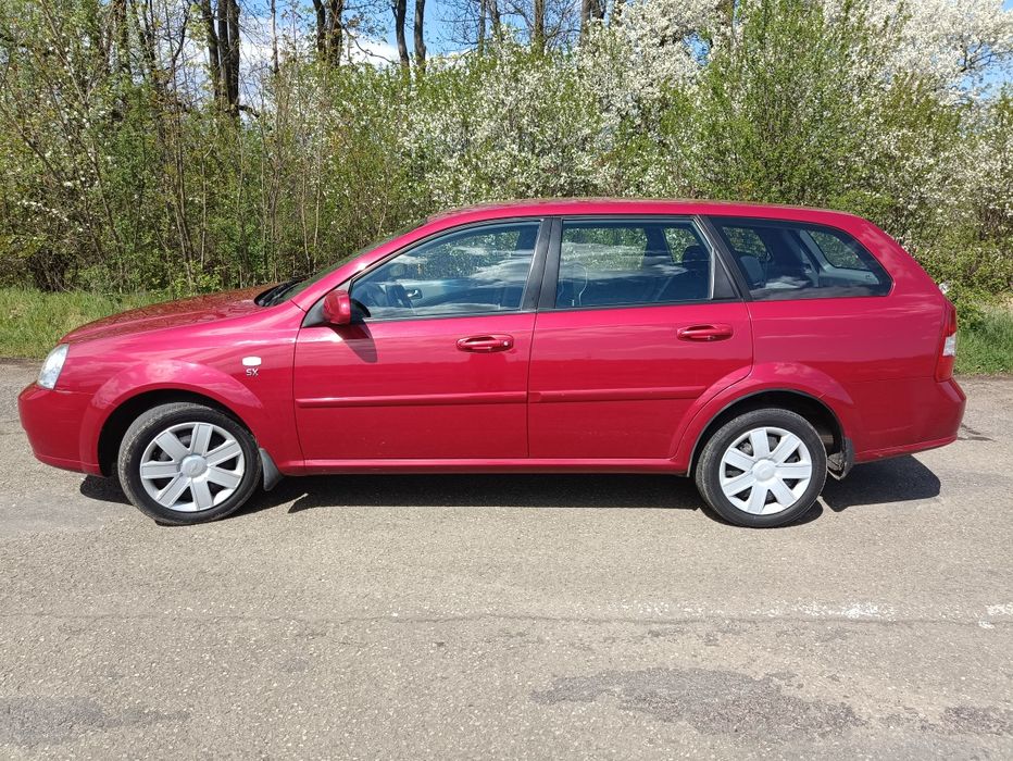 Chevrolet lacetti SX 1.8LDA універсал 2010р.