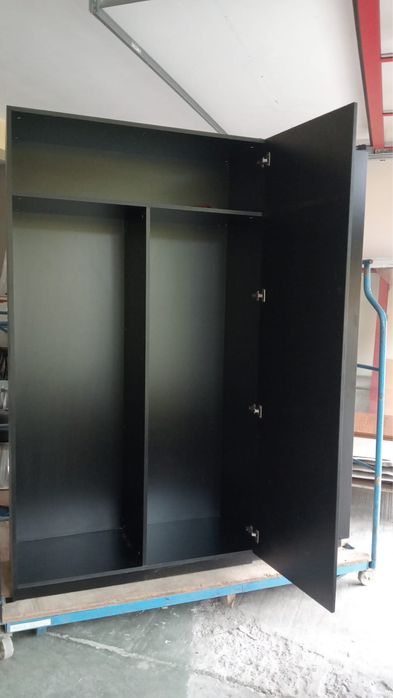 Szafa czarna duza 1740 x 470 x 2120 mm wys.