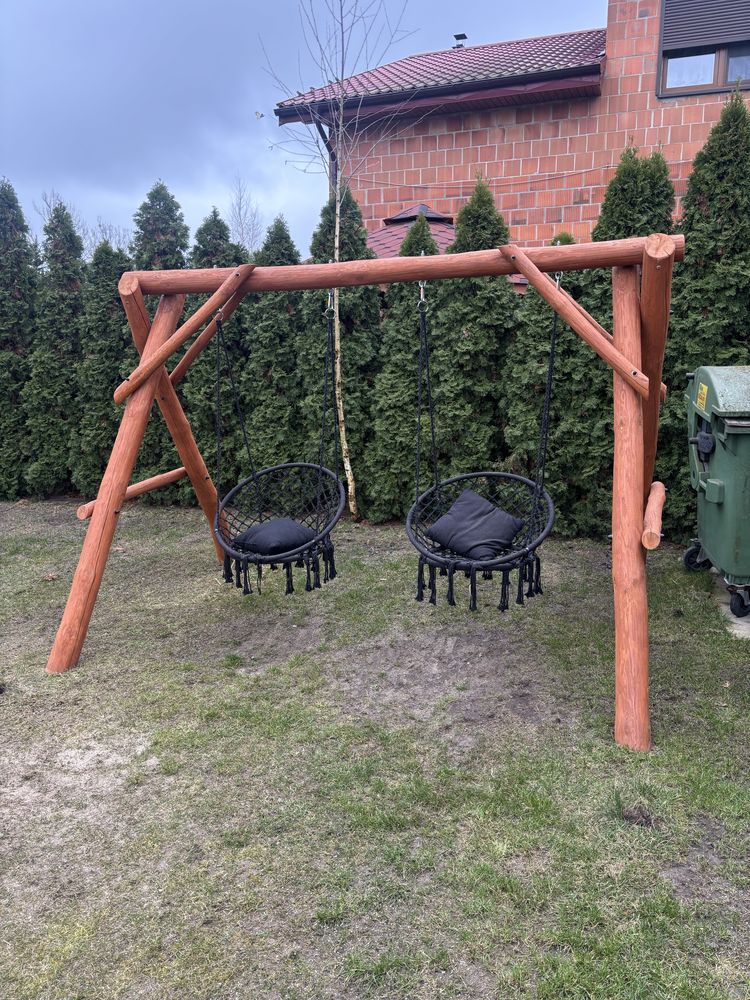 Huśtawka ogrodowa/plac zabaw/meble ogrodowe/huśtawki z bala/altany