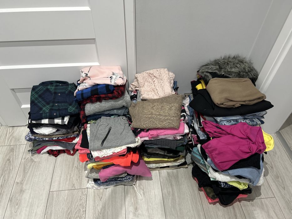 Paka ciuchow 160 rzeczy rozmiar xs ,34