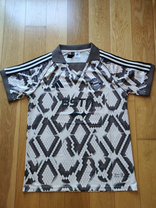 Camisola futebol Bayern Munique adidas edição especial Bstn