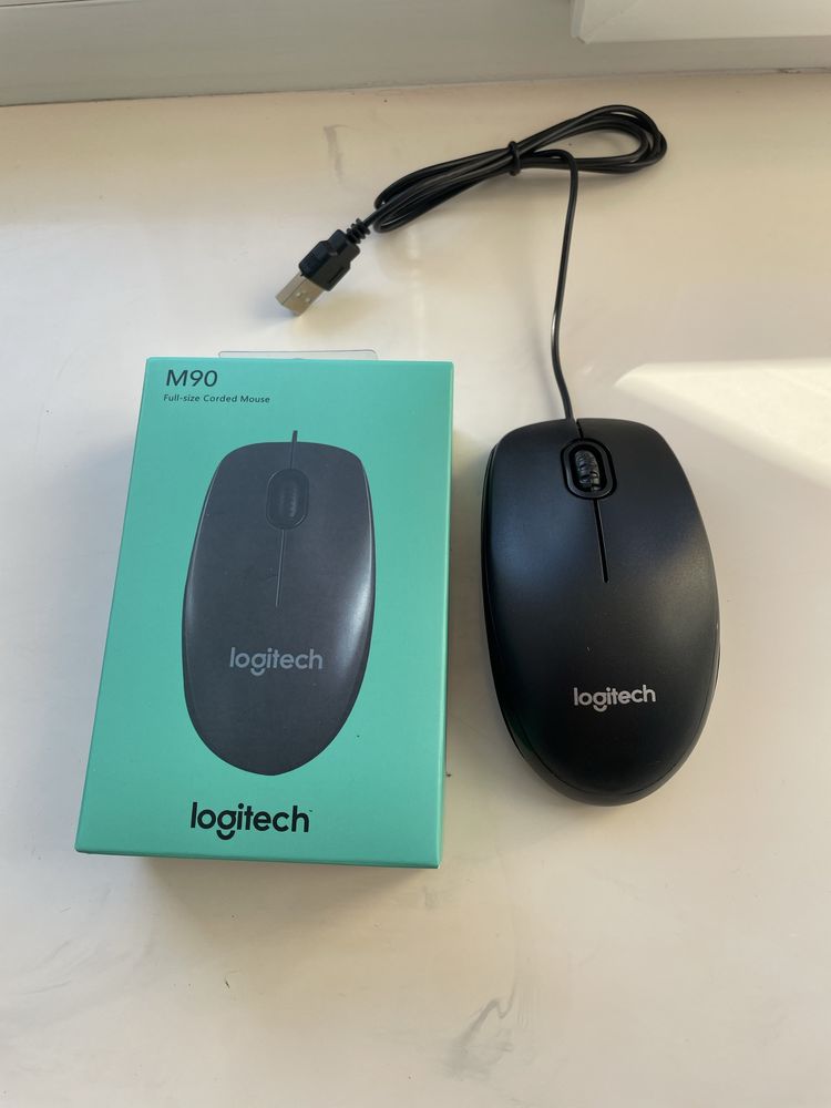Миша Logitech M90