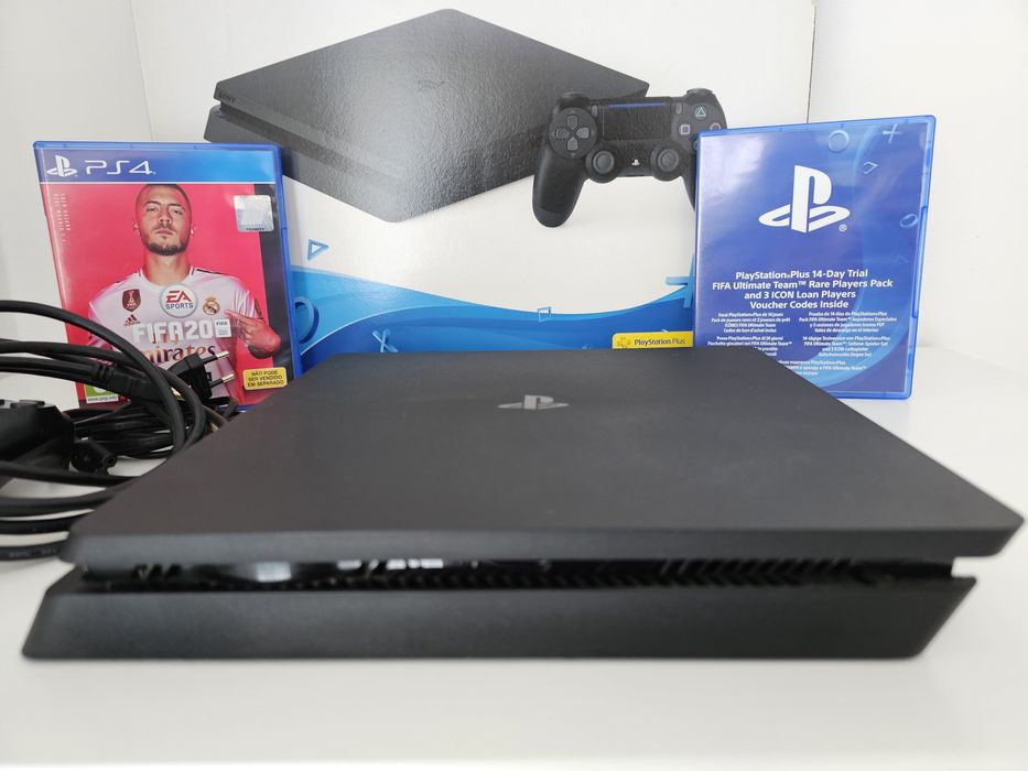 PlayStation 4 Slim 500GB - Preto
