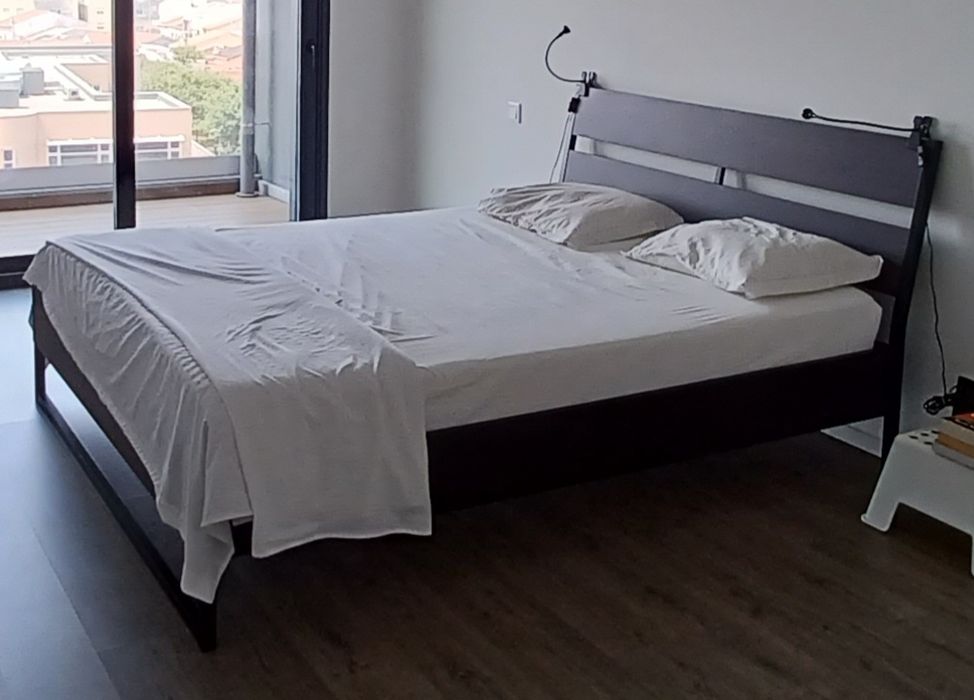 Cama Trysil com estrado e colchão