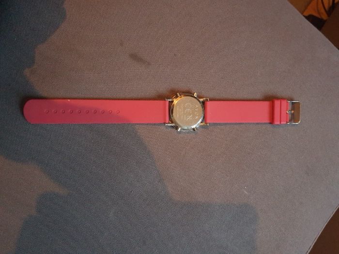 Zegarek różowy cyfrowy