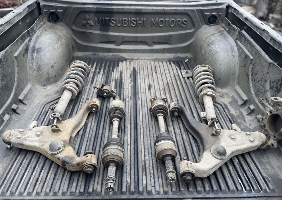 Mitsubishi L200 розбір. Розбір L200.