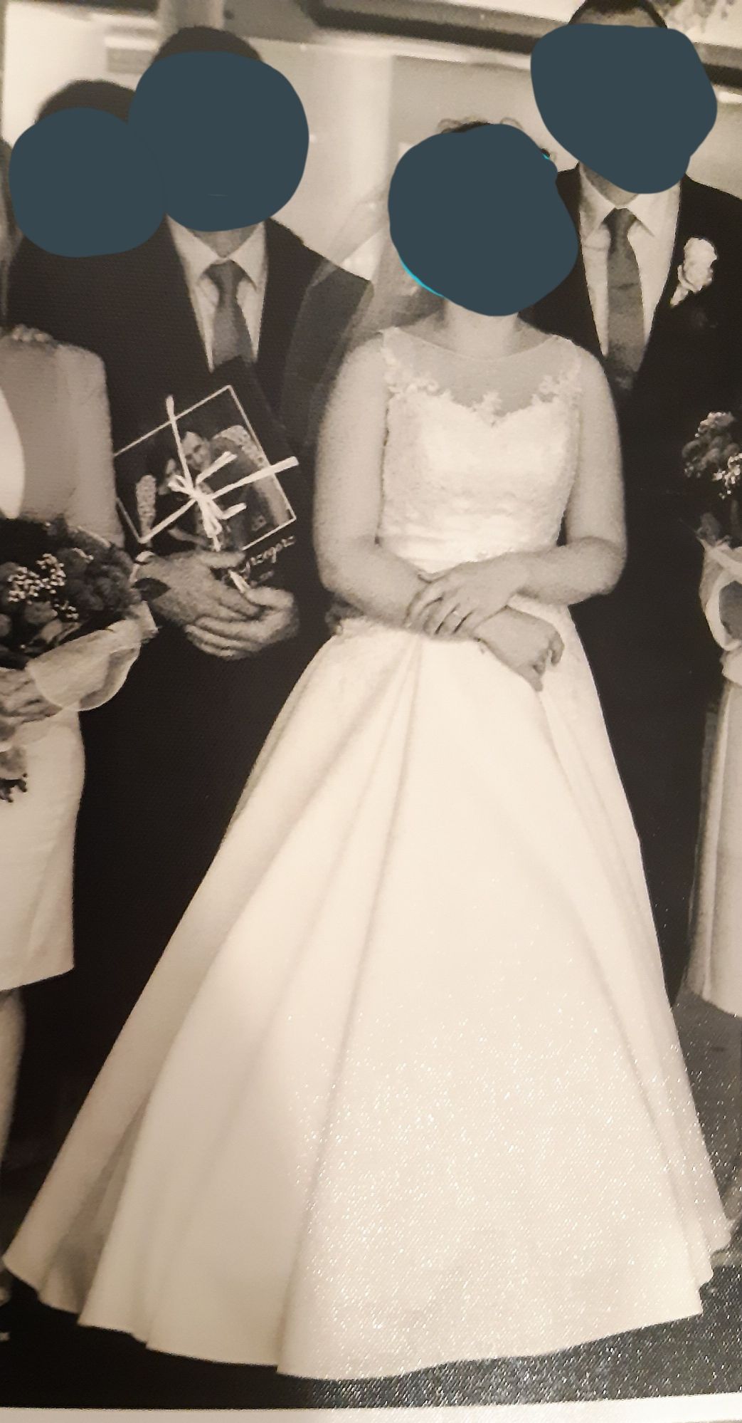 Suknia ślubna, klasyczna elegancja, koronka, litera A, stan idealny