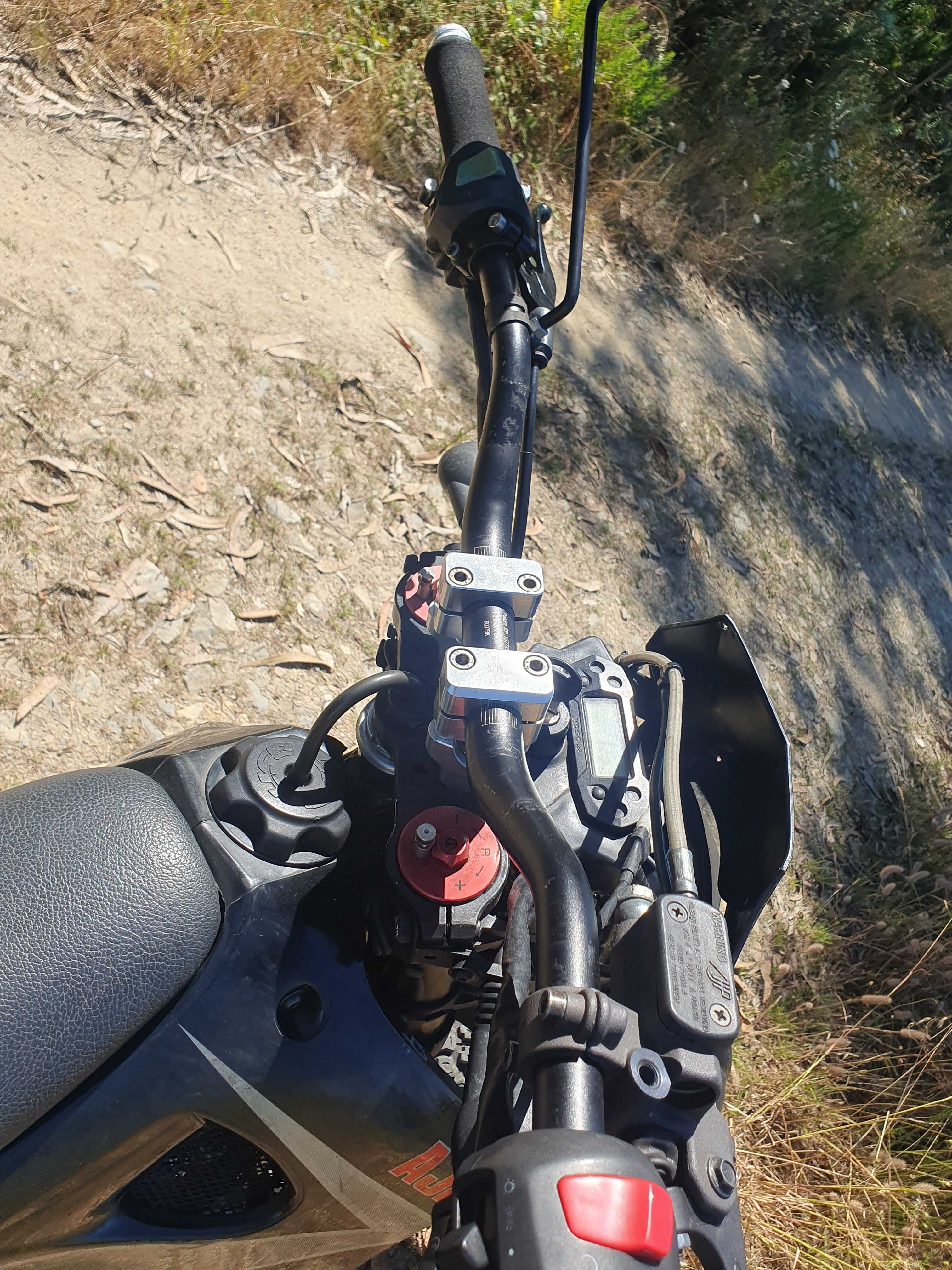 AJP PR4 200/240cc 2008 35.000kms