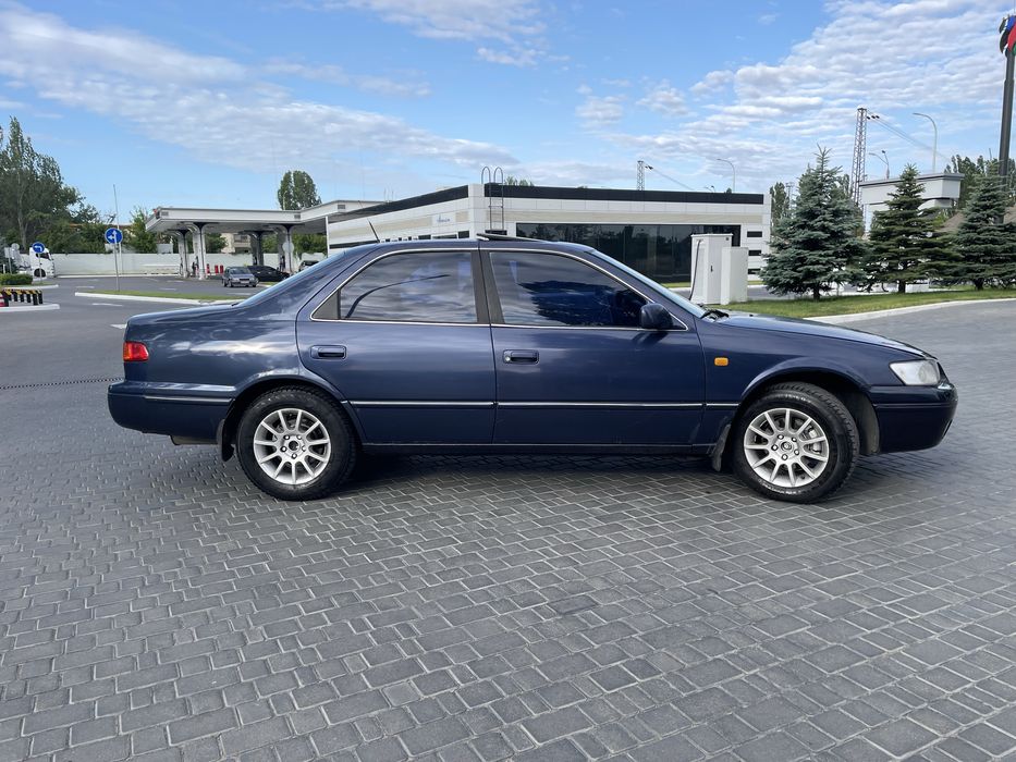 Toyota Camry 20 2,2 мкпп газ бензин