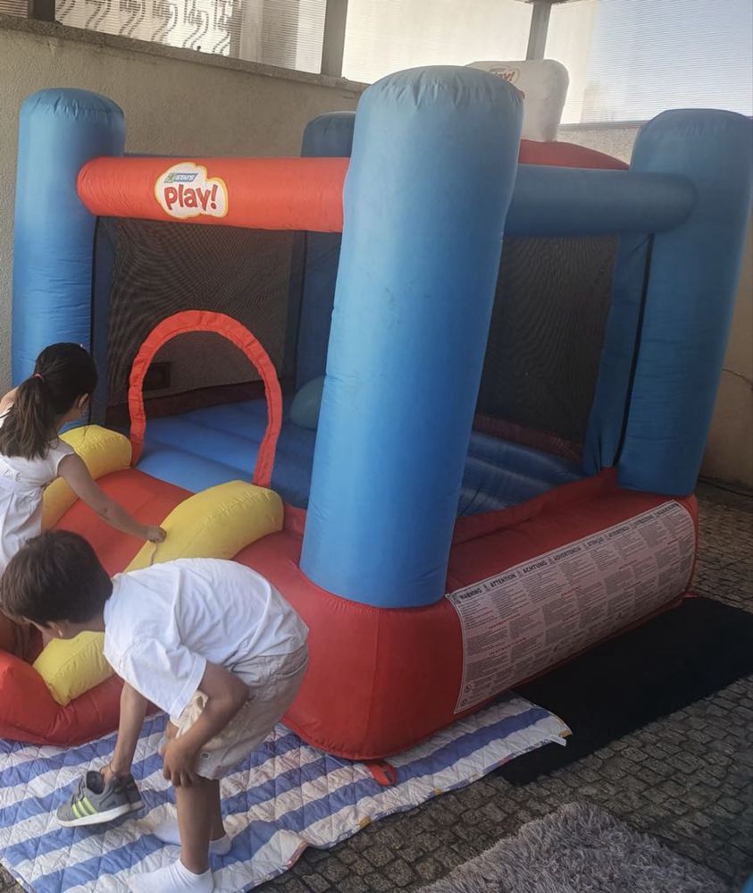 Insuflavel com furo para reparar