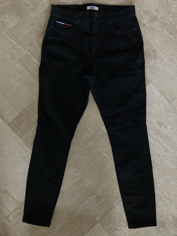 Damskie spodnie  jeansy Tommy Hilfiger W 29 nowe