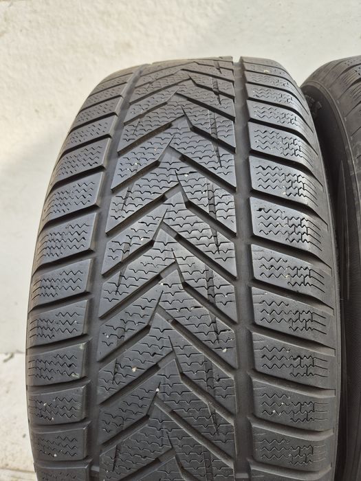 Шини 215/50/18, Vredestein  (308)