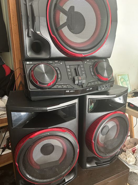 Vendo colunas/aparelho de som LG
