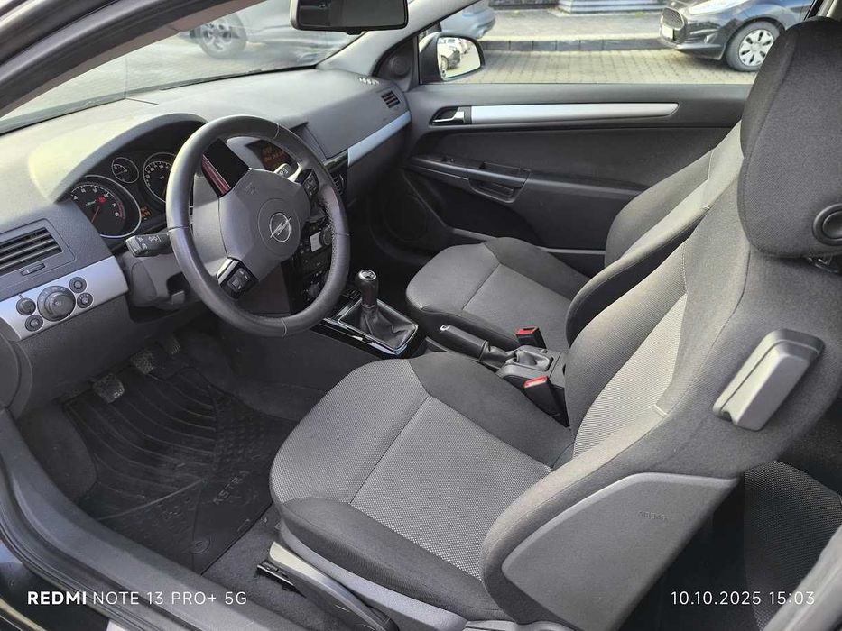 Opel ASTRA III GTC 1.6 Enjoy Hatchback