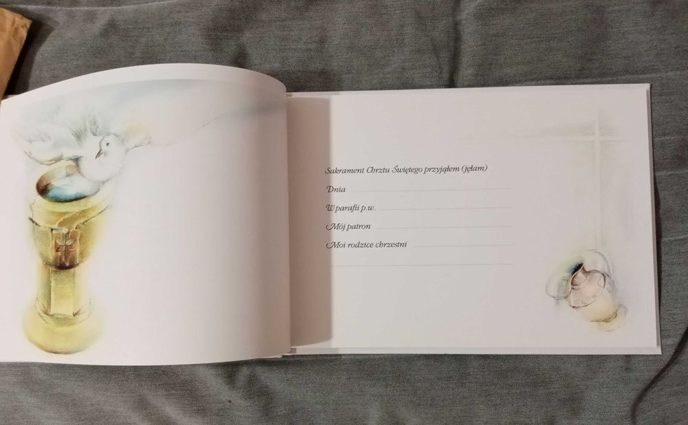 album Pamiątka I Komunii Św. - retro, 1995 r.