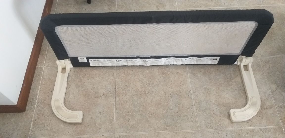 Resguardo para cama de criança