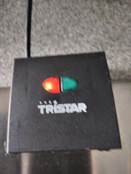 Torradeira e máquina de waffer