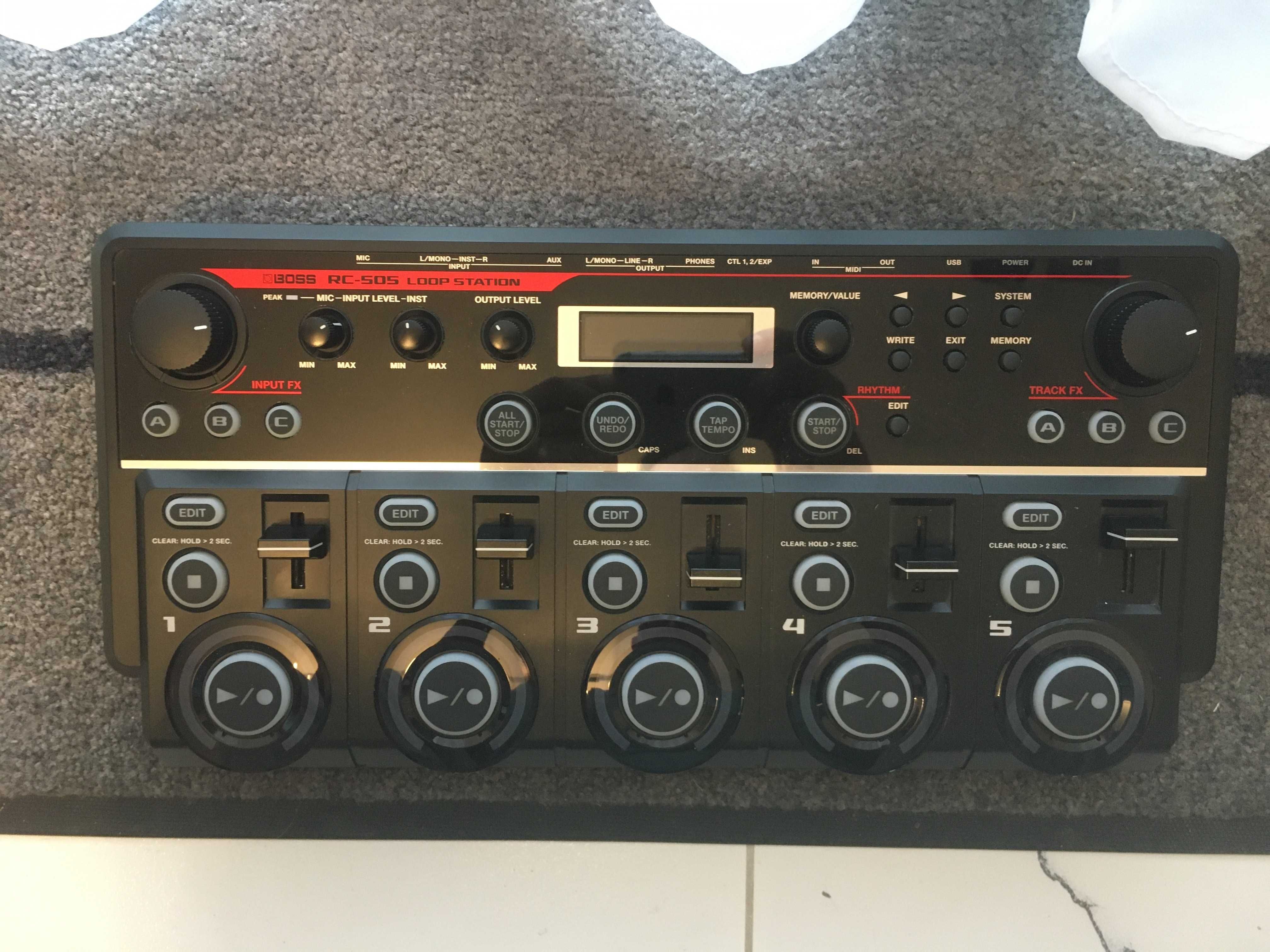 BOSS RC-505  loop station