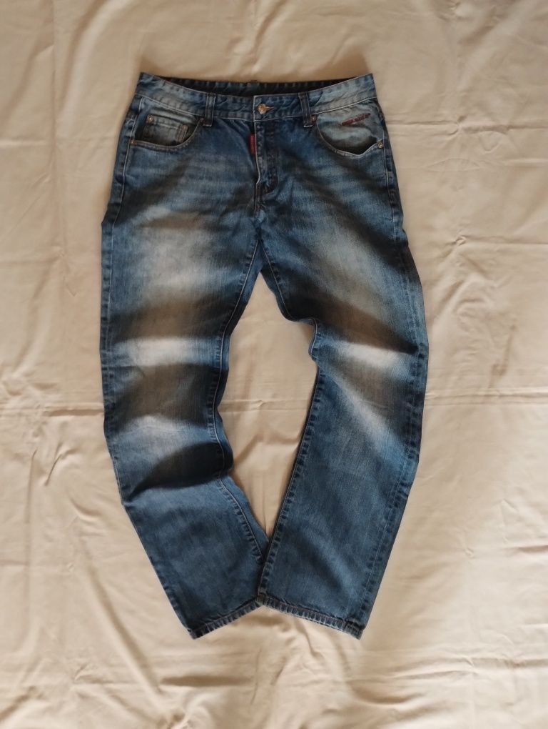 Джинси Dsquared2