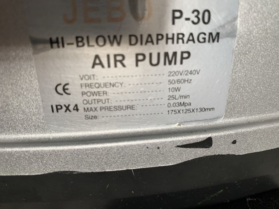 Vendo bomba de oxigenio usada mas a trabalhar na perfricaõ.