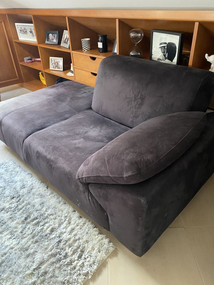 Sofa preto de canto