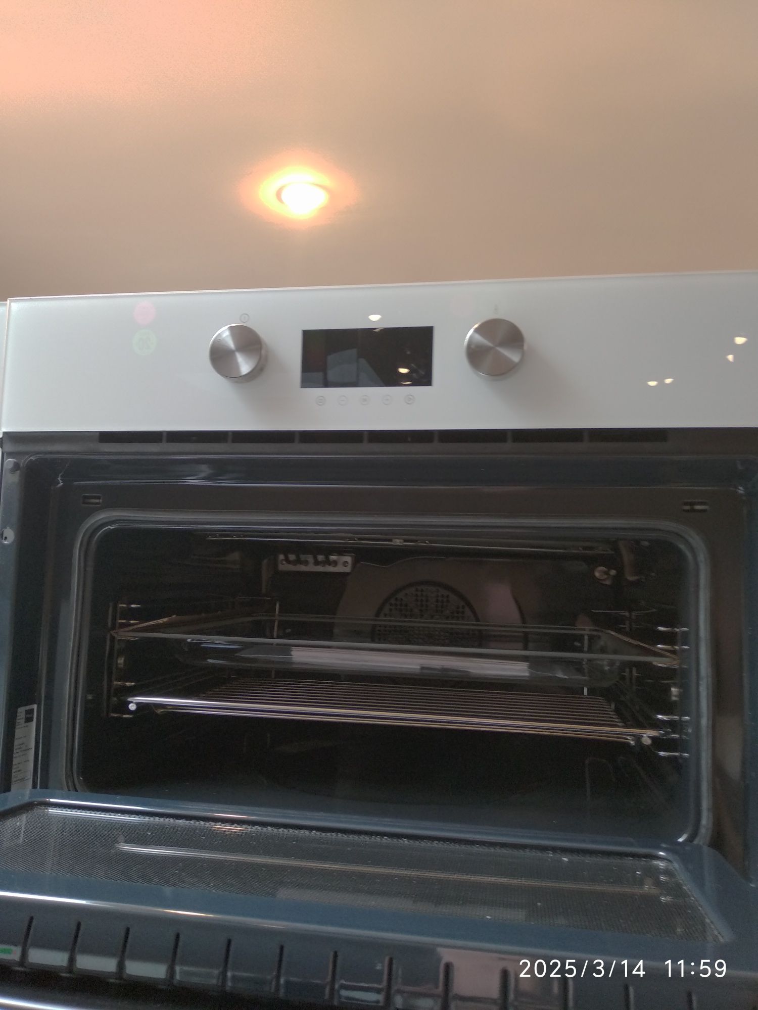 OUTLET Janki ul Wspólna 6 Piekarnik z mikrofalą Teka HLC 8440 C