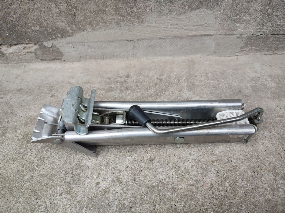 Домкрат Volkswagen Seat Фольксваген сеат