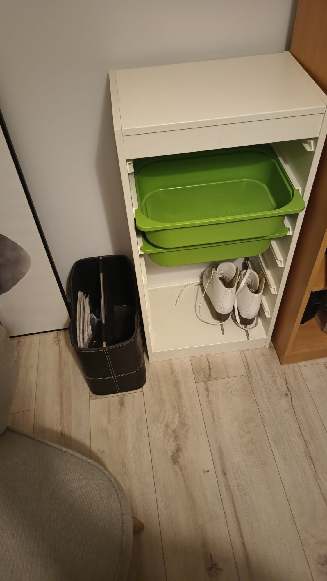 ikea trofast regał z pojemnikami