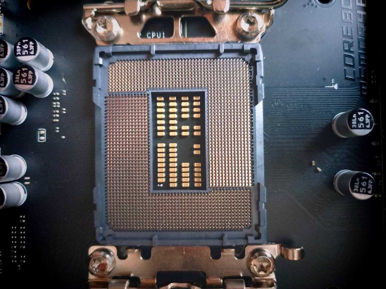 Материнська плата msi mag b760 tomahawk wifi ddr4