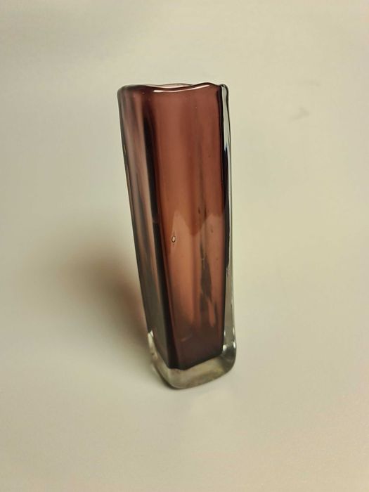 Wazon z bordowego szkła Murano, Mid-Century Modern ręcznie dmuchany