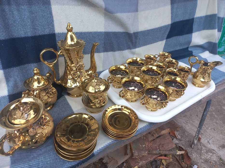 Золотий сервіз для чаю та кави на 28 предметів