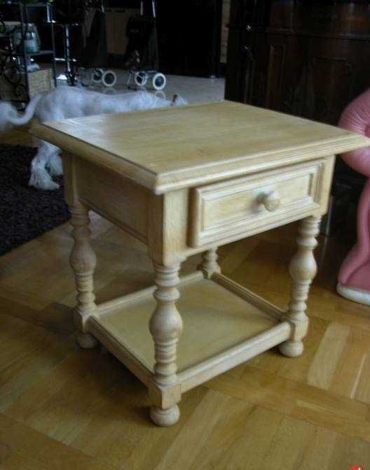 drewniana ładnie rzeźbiona